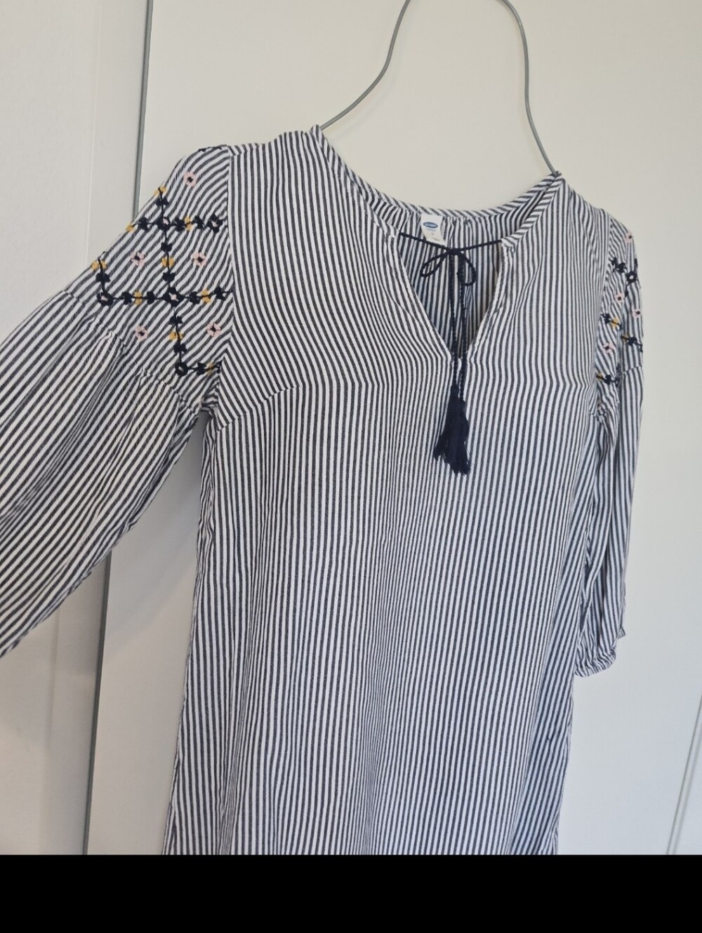 Old Navy Striped V-Neck Tassel Tunic Dress in Blue and White - Picture 7 of 11